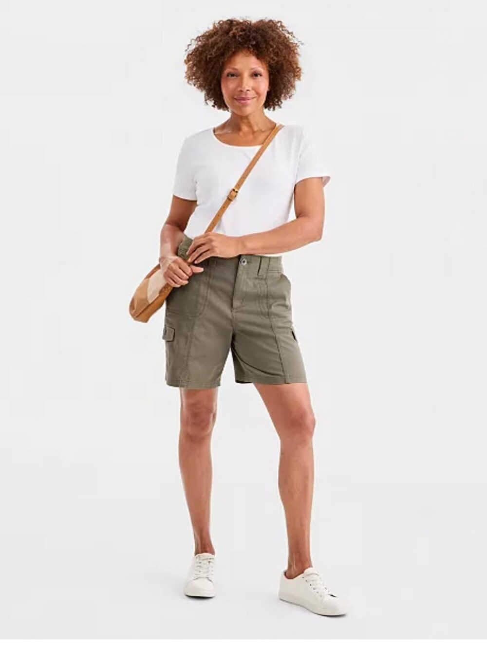 Style & Co. Women's Mid-Rise Comfort-Waist Cargo Shorts. New With Tags.